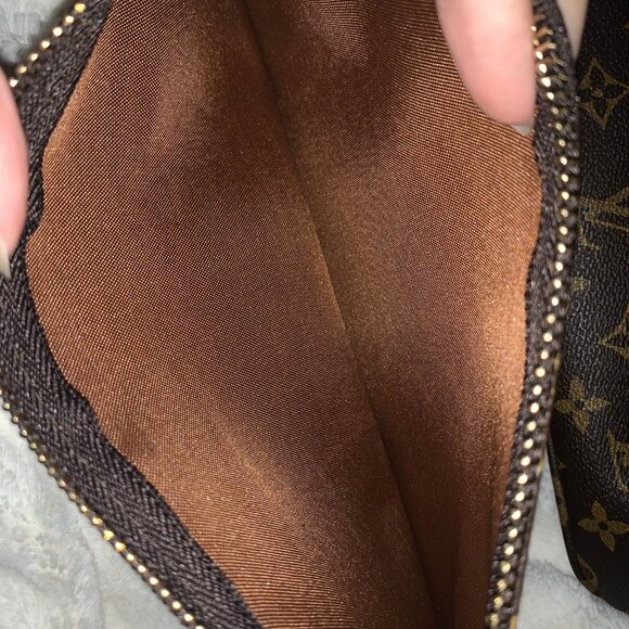 Louis Vuitton Wristlet Pouch - Picture 5 of 9